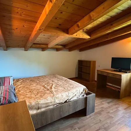 Apartment The Music Of The - Front With Three Bedrooms