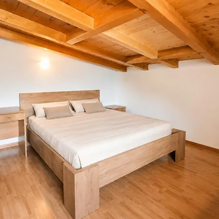 The Music Of The - Front With Three Bedrooms Apartment