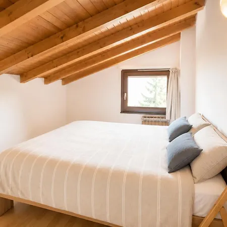 The Music Of The - Front With Three Bedrooms Apartment