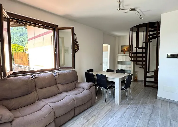 Daire The Music Of The - Front With Three Bedrooms